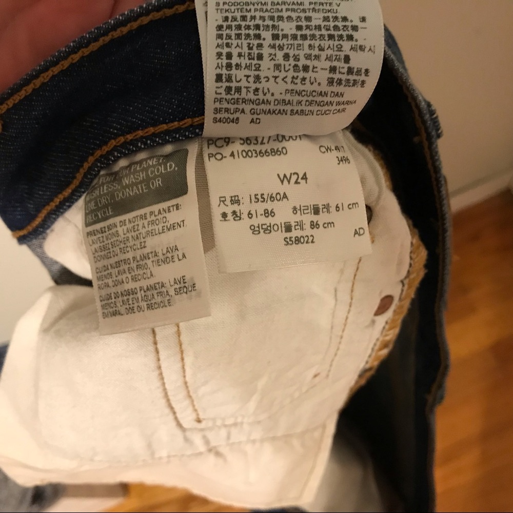 Levi 501 High Waist Shorts 24 - Picture 3 of 3